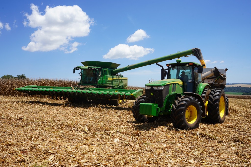 colheitadeira john deere especial mais milho foto israel baumann canal rural mato grosso