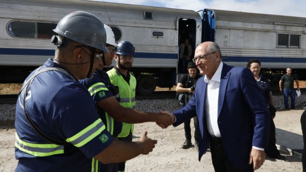 geraldo alckmin ferrovia estadual de mato grosso Foto Valdenio Vieira SEAUD-PR